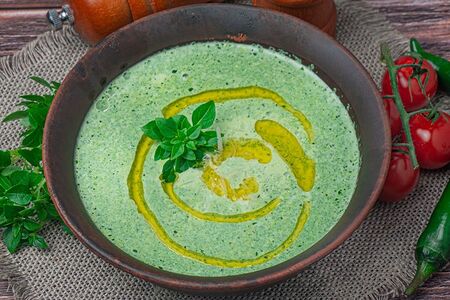 Суп-пюре из шпината