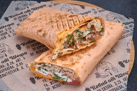 Шаверма в сырном лаваше