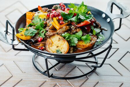 Аджаб сандал с говядиной