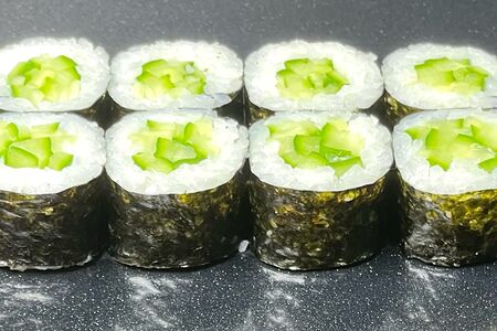 Ролл огурец Веган