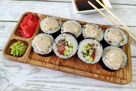 Ролл Шиитаке мэн