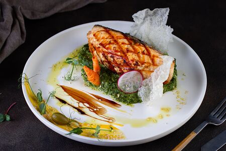 Семга на гриле