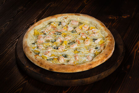 Пицца с креветками и горгонзолой