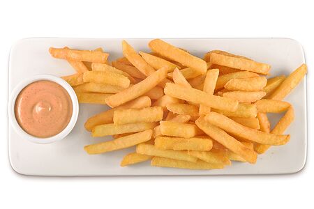 Картофель фри и соус спайси