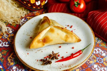 Самса с бараниной