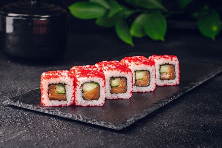 Калифорния с лососем