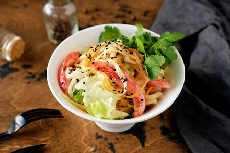 Удон с куриной грудкой