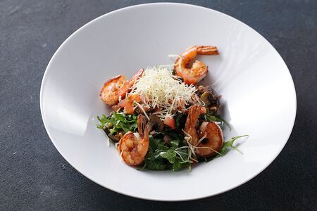Руккола с креветками