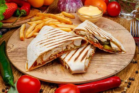 Такос с курицей и халапеньо