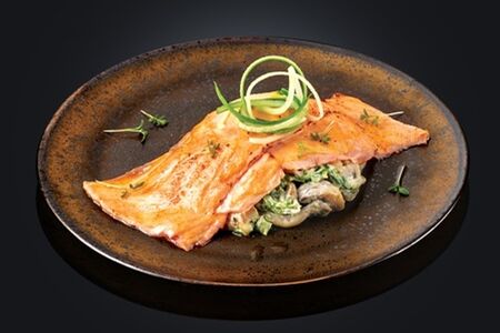 Грибной гратан с лососем