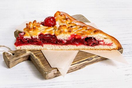 Пирог с вишней