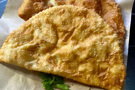 Чебурек с говядиной