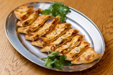 Капалы пиде курица с грибами