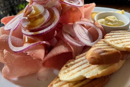 Строганина из тунца