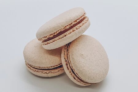 Макарун Соленая карамель