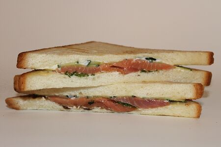 Сэндвич с форелью