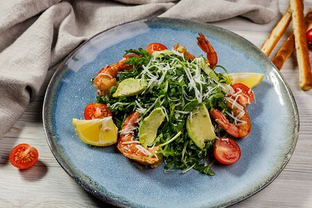 Салат Руккола с креветками