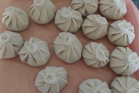 Хинкали ручной лепки с говядиной