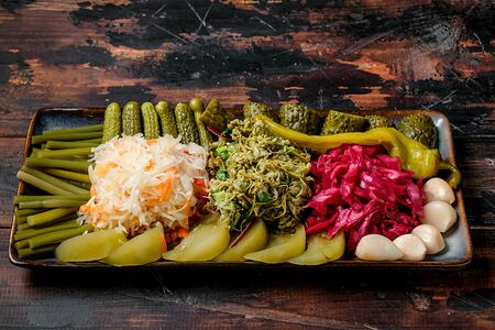 Букет маринованных овощей