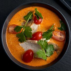 Том ям с курицей