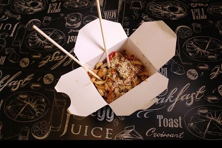 Лапша Удон с лососем