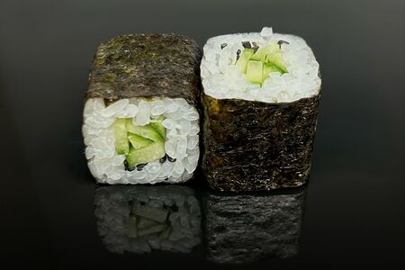 Ролл огурец