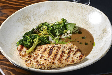 Стейк из филе индейки на гриле