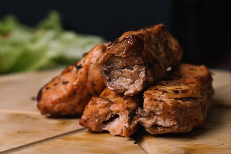 Шашлык из cвинoй шеи