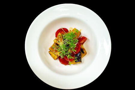 Салат с хрустящим баклажаном