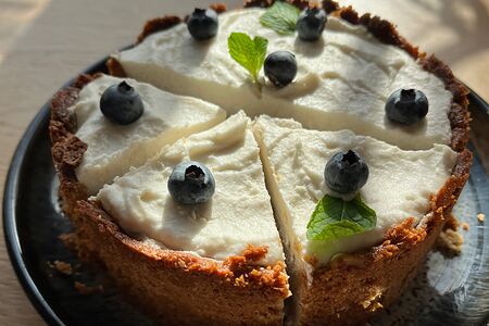 Веганский чизкейк с низким содержанием глютена