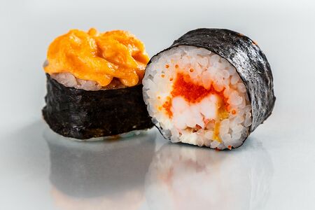 Ролл запеченный с креветкой