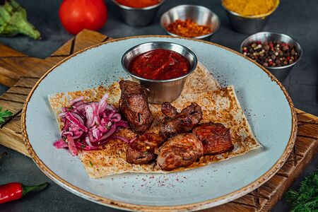 Мцвади cвинoй