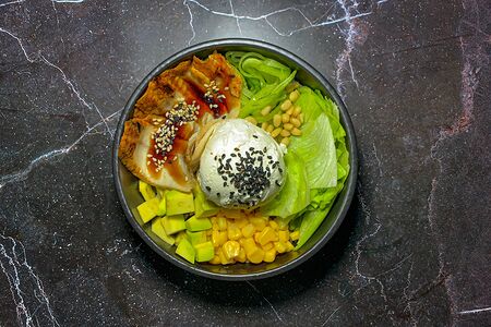 Поке с угрём