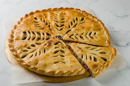 Пирог с мясом и болгарским перцем