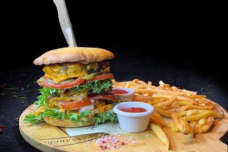 Мега бургер