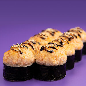 Запеченный ролл с беконом