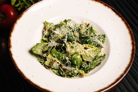 Зеленый салат