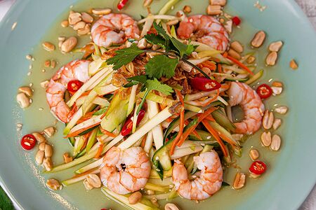 Салат Манго с креветками