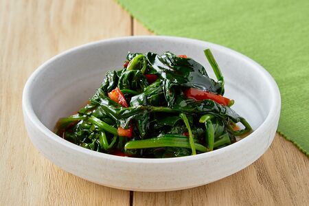 Салат Шпинат-ча