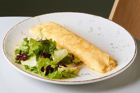 Французский омлет с рикоттой и песто