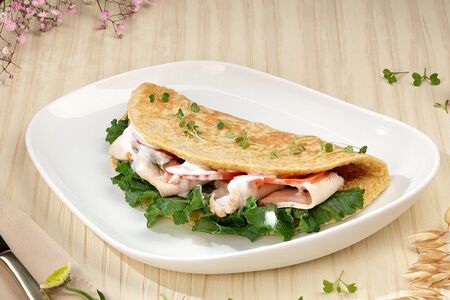 Овсяный блин с куриной грудкой