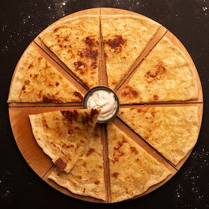 Хычин с сыром и картофелем