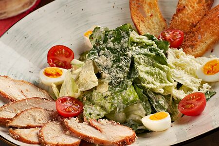 Цезарь с куриной грудкой