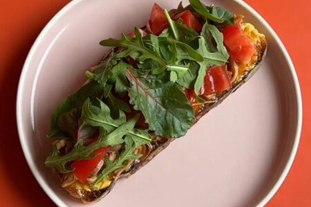 Тост с рваной свининой