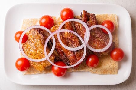 Шашлык из свиных ребрышек