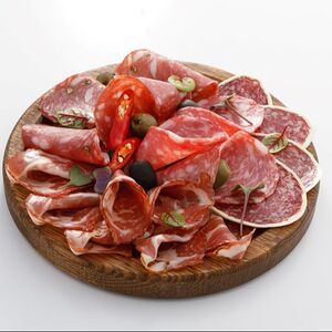 Мясная тарелка