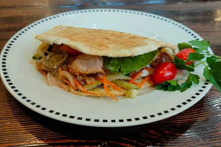 Шаверма на тарелке XXL