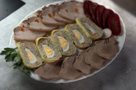 Мясная нарезка (ассорти)