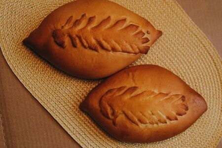 Кулебяка с капустой и яйцом