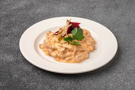 Бефстроганов из говядины